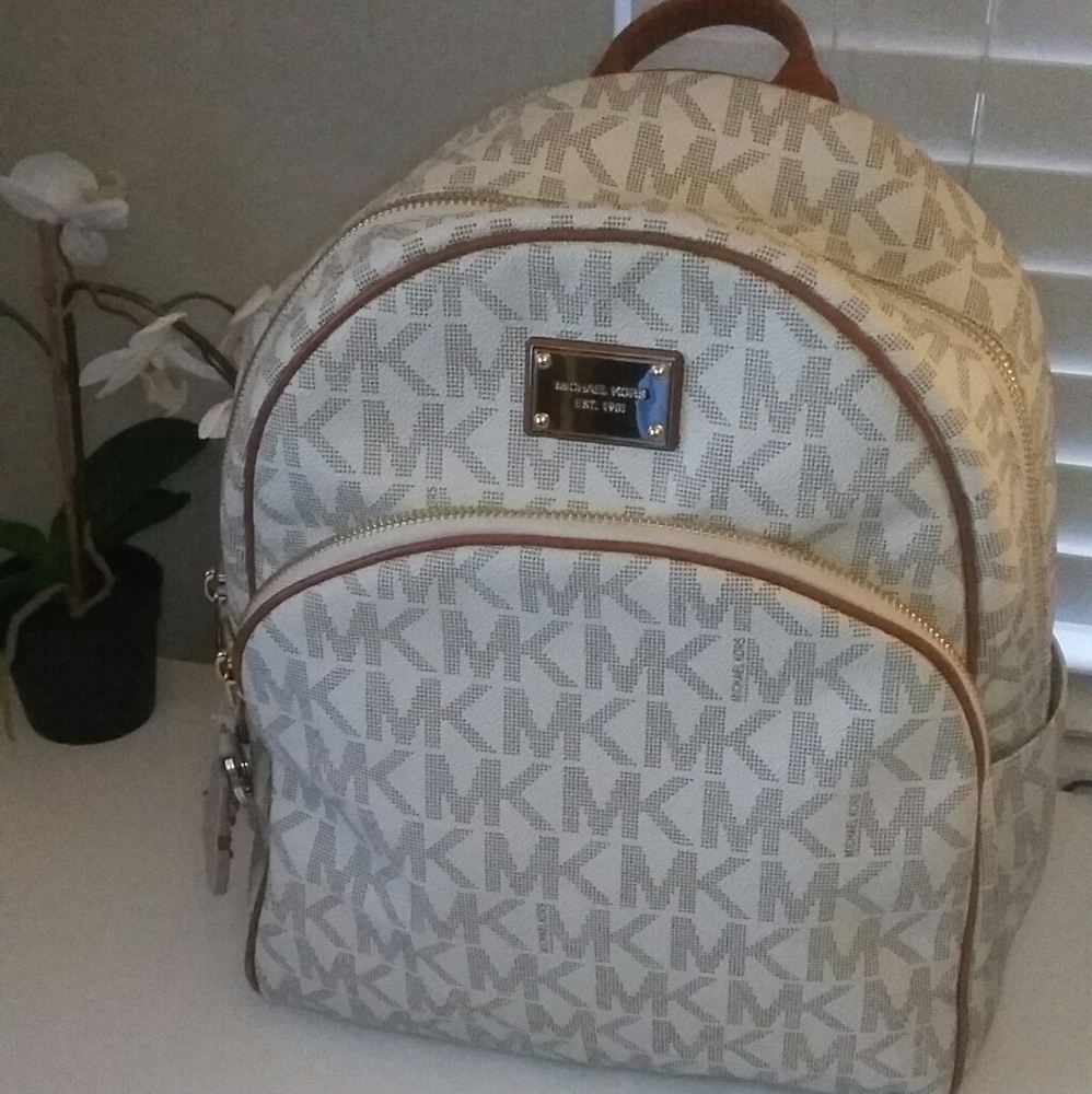 Michael Kors Travel Backpack - Picture 2 of 8